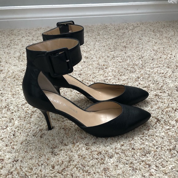 Audrey Brooke ankle strap black heels - Picture 3 of 8